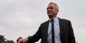 Robert F. Kennedy Jr. Vows to Put the US Budget on Blockchain